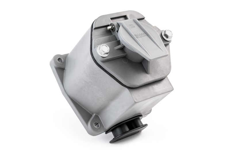 7-Way Receptacle with Stacking Studs, Solid Pin, 4" Box